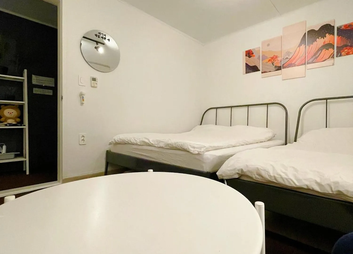 Gnb House L 2Min Hongdae St L 2R1B L Cozy & Sweet Apartment Seoul South Korea