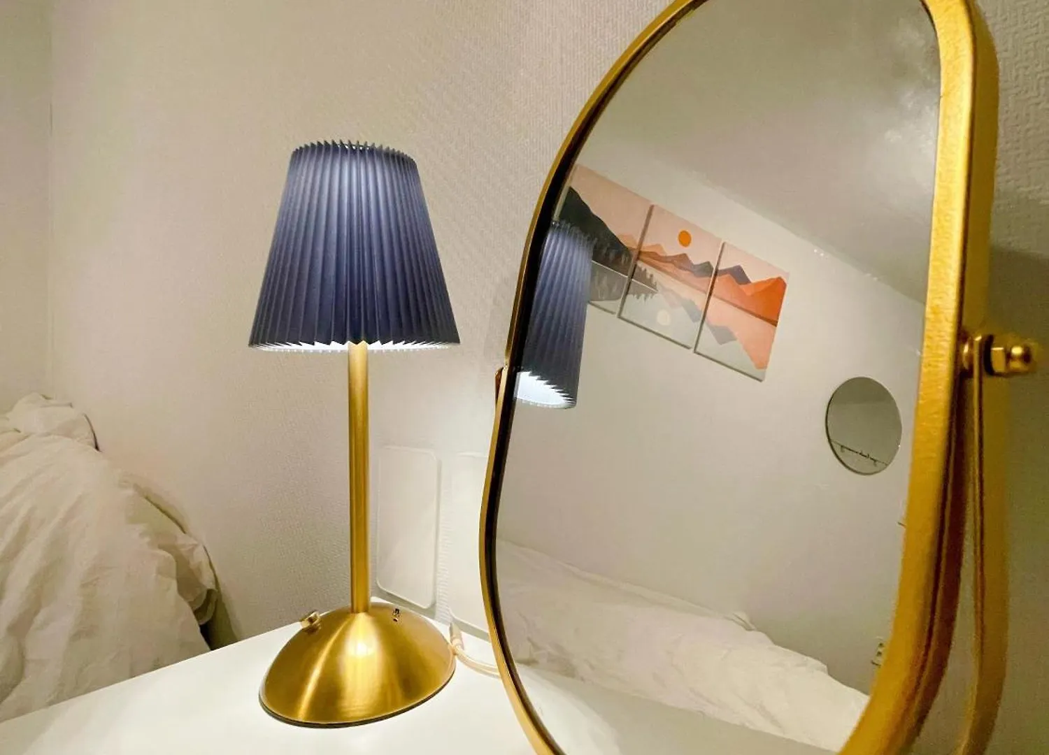 Gnb House L 2Min Hongdae St L 2R1B L Cozy & Sweet Apartment Seoul